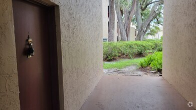 Building Photo - 8628 Tahoe Ct