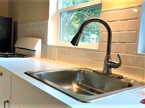 freshly remodeled kitchen - 764 Old Topanga Canyon Rd