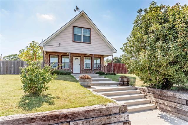 Primary Photo - 213 Private Rd 4573
