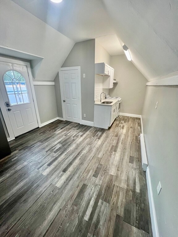 Building Photo - 10 Ames Pl