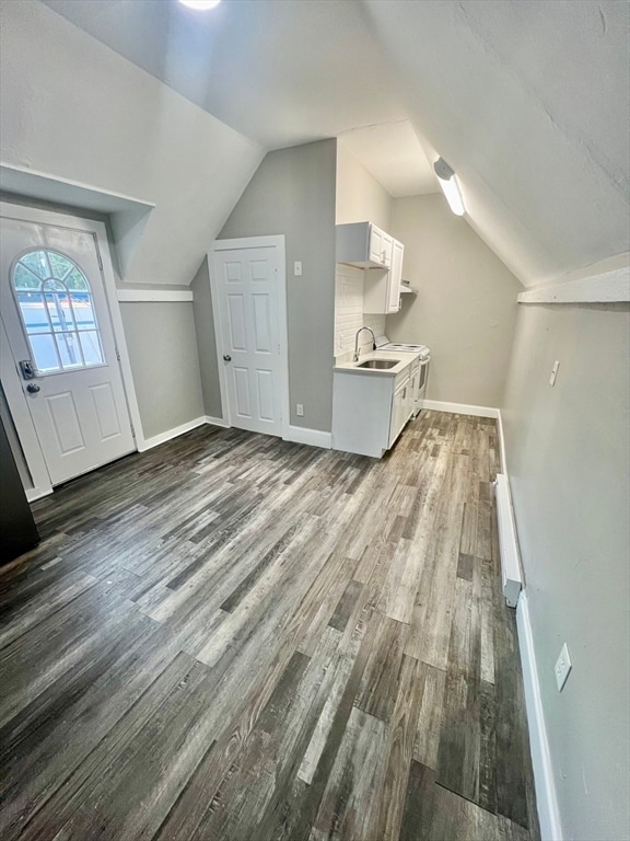 Building Photo - 10 Ames Pl