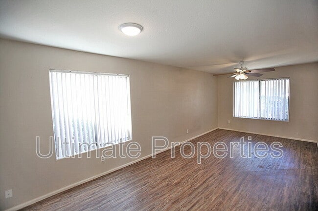 Foto del edificio - 15821 N 165th Ln