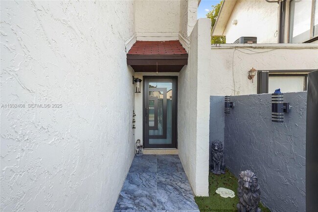 Foto del edificio - 10310 NW 5th Terrace