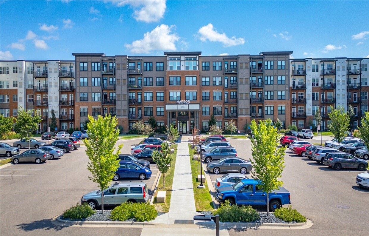 Primary Photo - Harbor at Twin Lakes 55+ Apartments