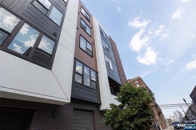 Photo - 6401 Park Ave Apartment