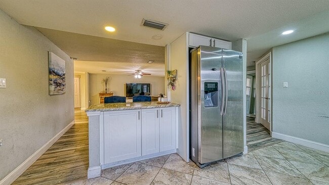 Building Photo - 9206 Gray Fox Ln