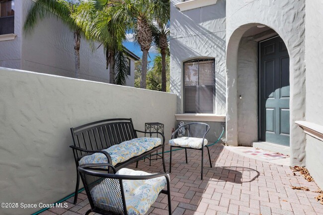 Building Photo - 3156 Via Palma Ln