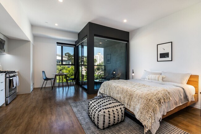 Interior Photo - Line Lofts