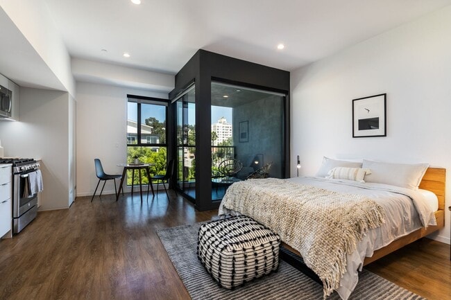 Interior Photo - Line Lofts