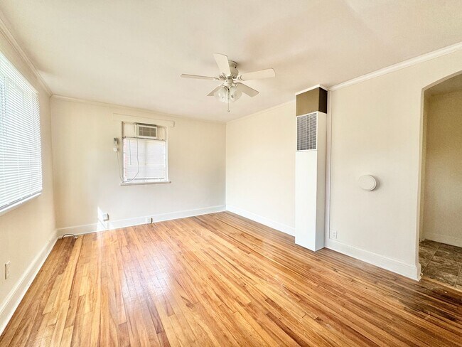 Foto del edificio - Adorable 2 Bedroom - Convenient to UNCG & ...