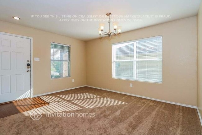 Building Photo - 1752 Nina Dr