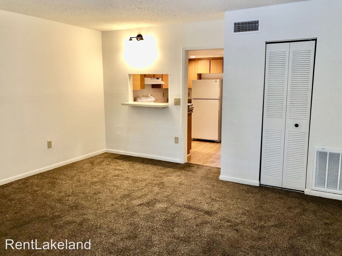 Foto principal - 819 E Lemon St