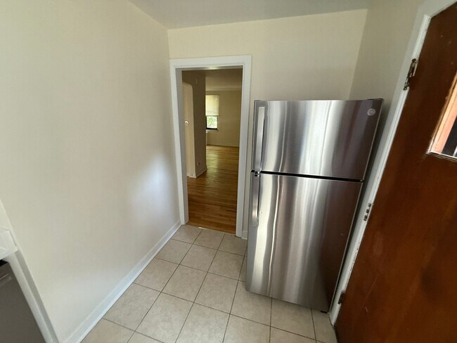 Foto del edificio - 7383 N Winchester Ave
