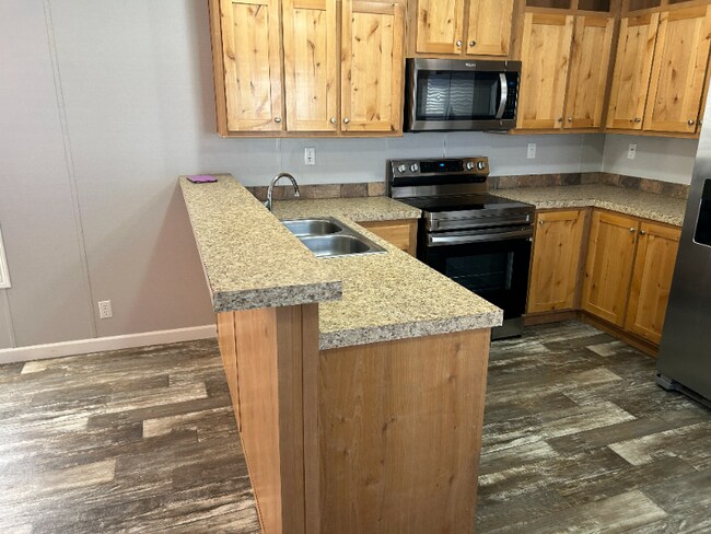 Building Photo - 2230 Sanchez Trl