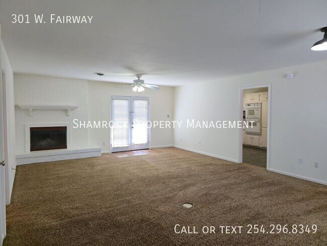 Building Photo - 3/2 Woodway Home