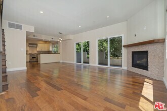 Building Photo - 4428 Fulton Ave