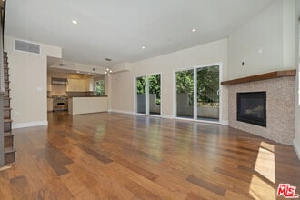 Building Photo - 4428 Fulton Ave