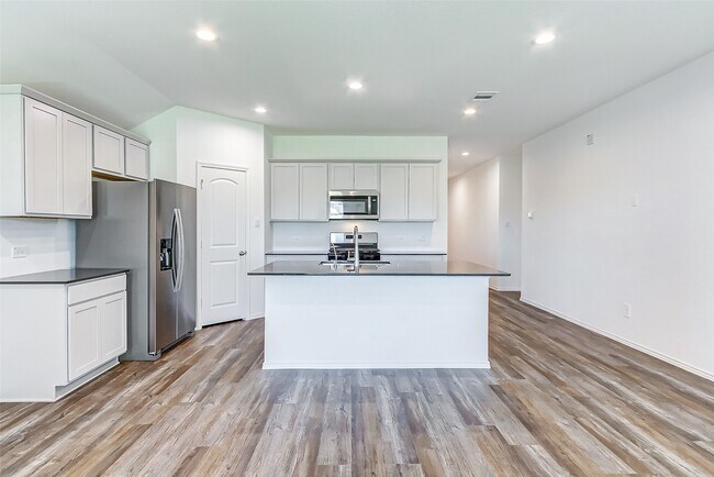 Building Photo - 4953 Almond Ter Dr
