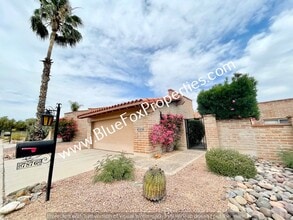Building Photo - 7876 N Sendero Tres