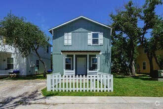 Building Photo - 4212 Hwy 35 S