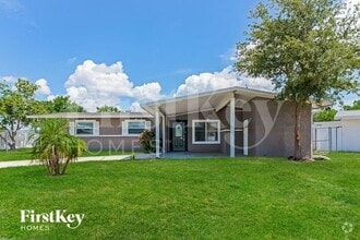 Building Photo - 5112 43rd Ave W