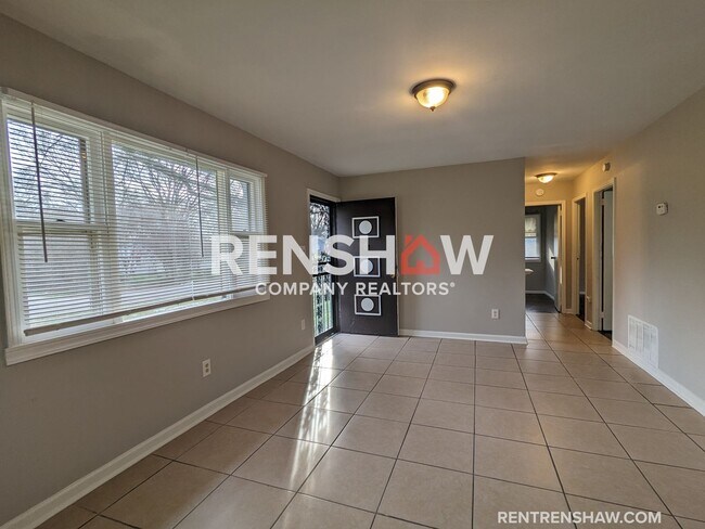 Building Photo - Cozy 3/1 Home in Frayser Available Now!