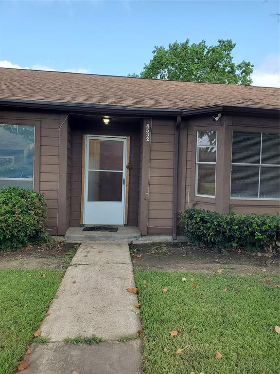 Foto del edificio - 8532 Maplecrest Dr