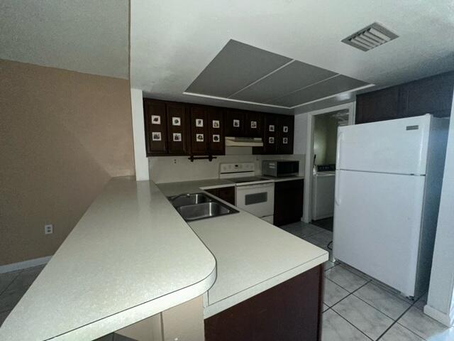 Foto del edificio - 3755 S Hopkins Ave