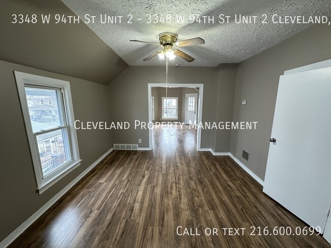 Building Photo - Renovated Cleveland Duplex