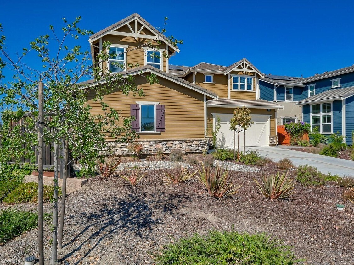 33451 Bronco Loop, Fremont, CA 94555 House for Rent in Fremont, CA