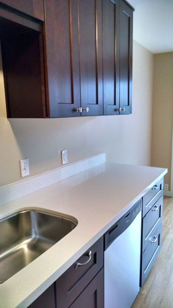 Building Photo - Kacee Apartments Duplex