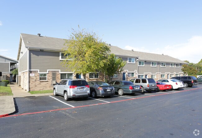 Villa Creek Rentals Farmers Branch, TX