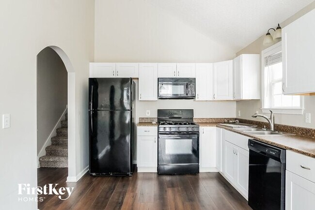 Foto del edificio - 962 Taylors Farm Ct
