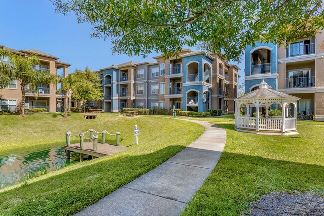 Emerson Park Apartment Homes Webster, TX