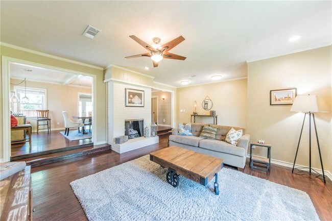 Foto del edificio - 3408 Westcliff Rd S