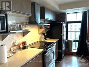 Building Photo - 555-555 Anand Private