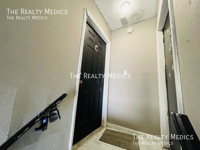 Foto del edificio - 2761 L B McLeod Rd