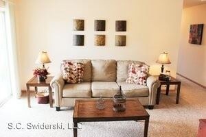 Foto del edificio - 410 Moon Lake Dr