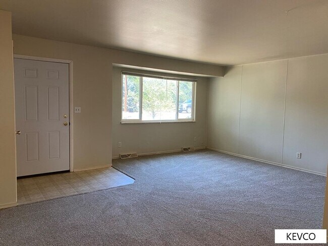 Foto del edificio - 343-345 W Willox Ln