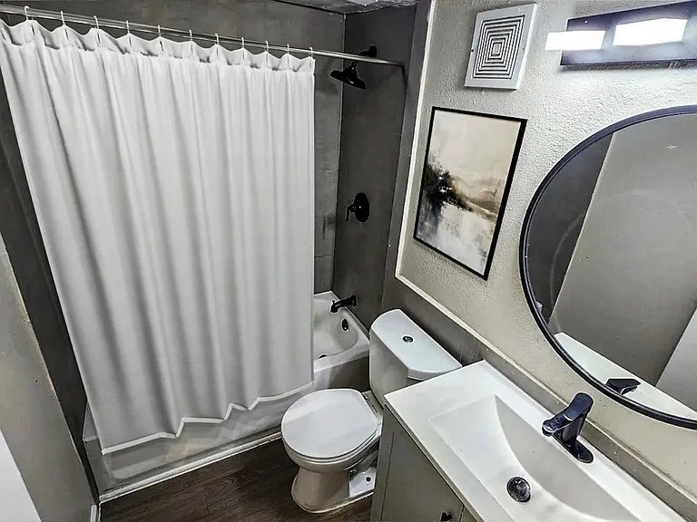 Foto del edificio - 2751 E Ledbetter Dr