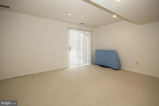 Building Photo - 5328 Tarkington Pl