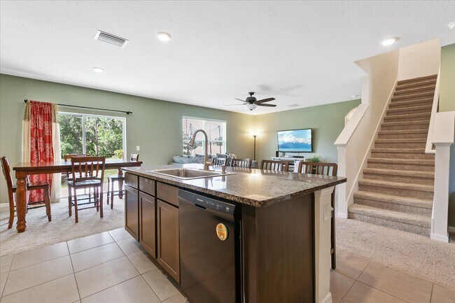 Foto del edificio - 11916 Myrtle Rock Dr