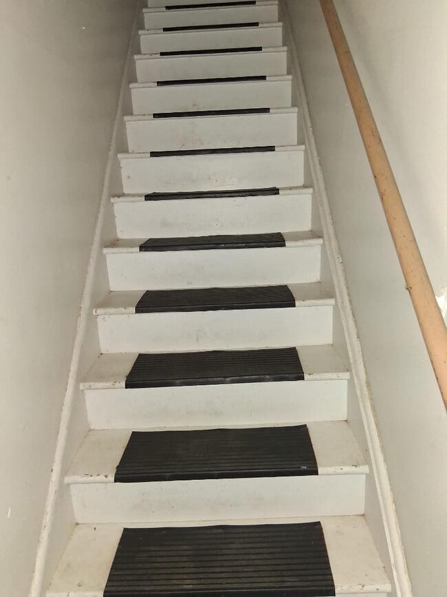 Foto del edificio - 79 Yaun Ave