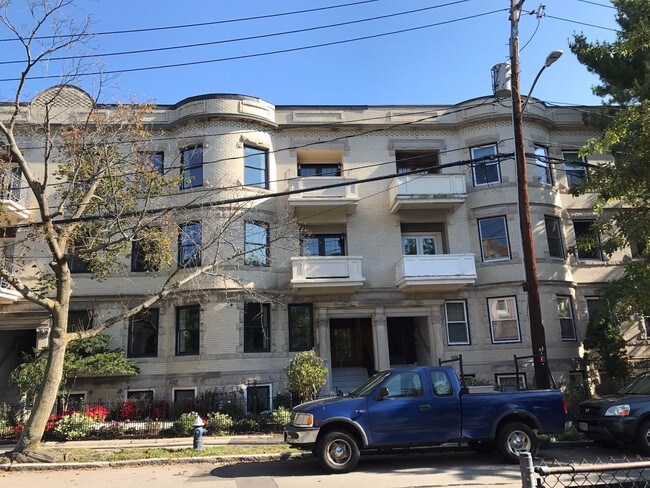 Building Photo - 43 Dwight St