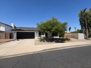 Building Photo - 2602 S Saratoga