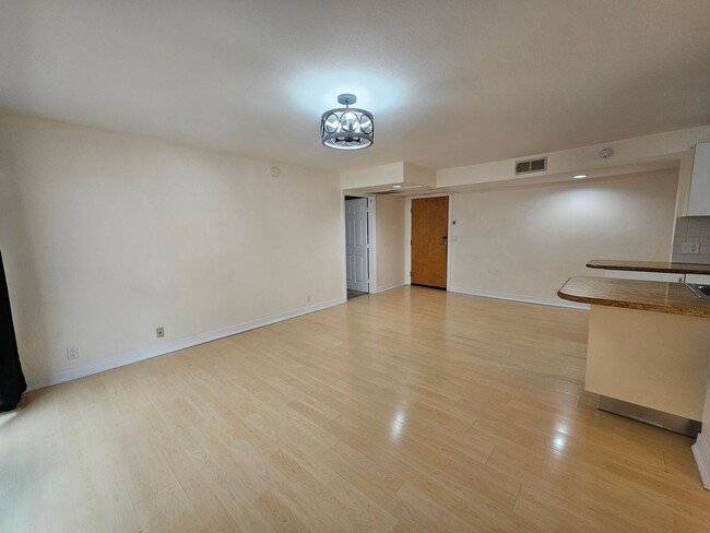 Foto del edificio - 3 bedroom on Westside, close to UCLA