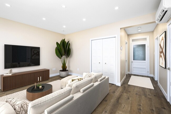 Building Photo - 284 Turgeon St