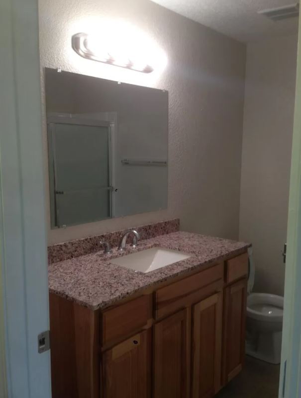 Bath room - 17276 SW Merlo Rd