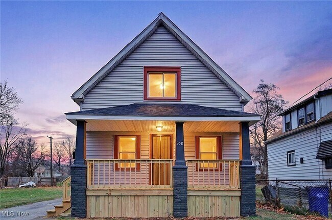 Building Photo - 9517 Prince Ave