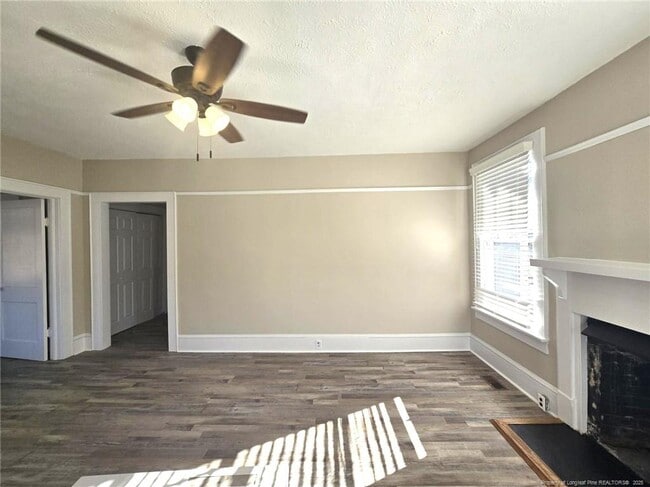 Building Photo - 802 Dunn Rd